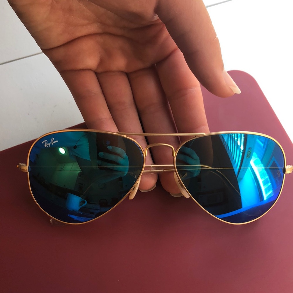 AVIATOR RAYBANS